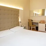 فندق Primavera ستريزا