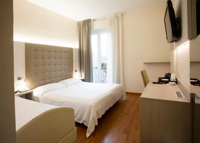 Primavera Hotell Stresa