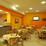 Primavera Hotel
